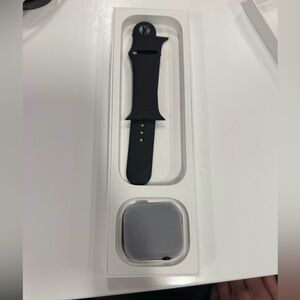 Apple Black Silicone Smartwatch Band with Silver Charging Case